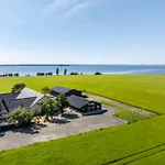 Seaside Retreat & Station touristique