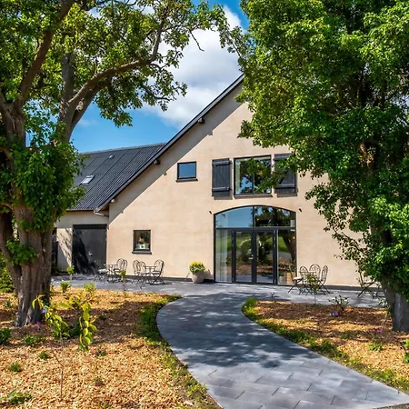 度假村 Seaside Retreat & 斯泰厄