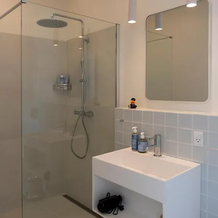 Rezort Seaside Retreat & *