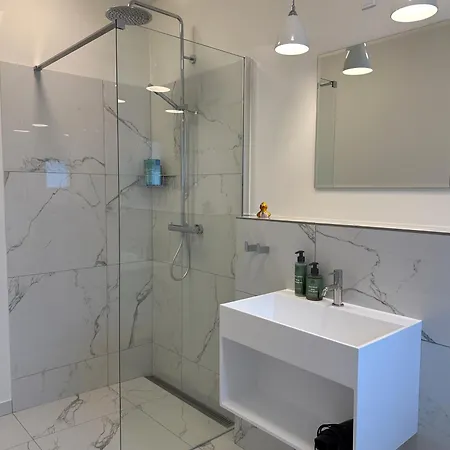 Seaside Retreat & Stege