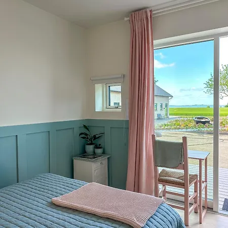 Seaside Retreat & Rezort *