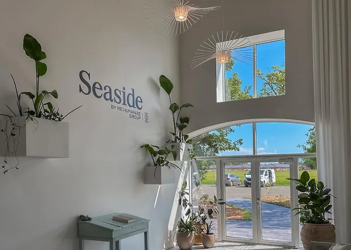 Seaside Retreat & * スタイ