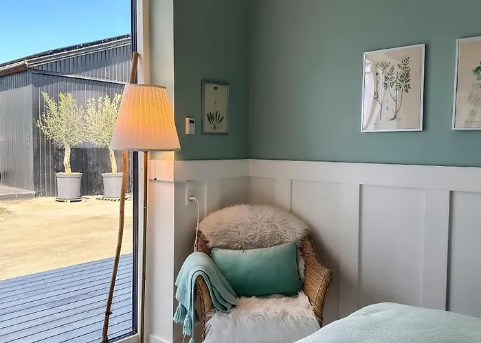 リゾート Seaside Retreat & *